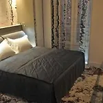 Apostrophe Hotel Parigi