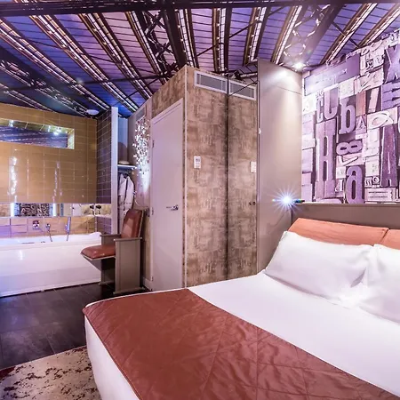 아포스트로피 3* 파리