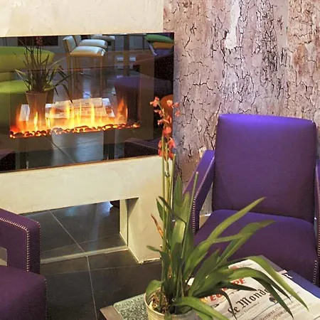 Apostrophe Hotel 3*