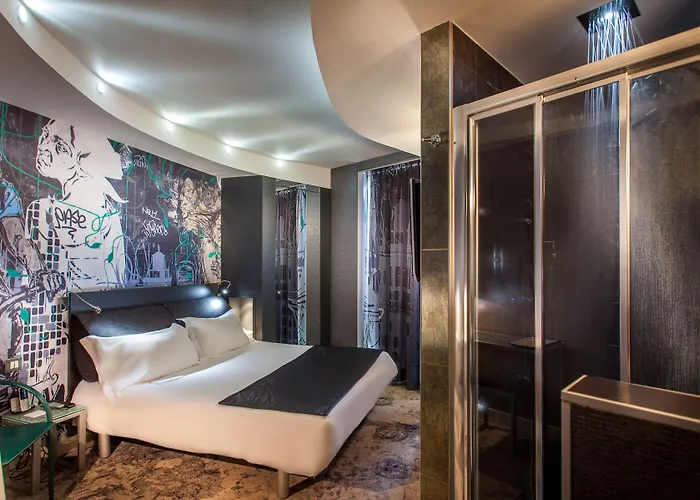 아포스트로피 호텔 3*