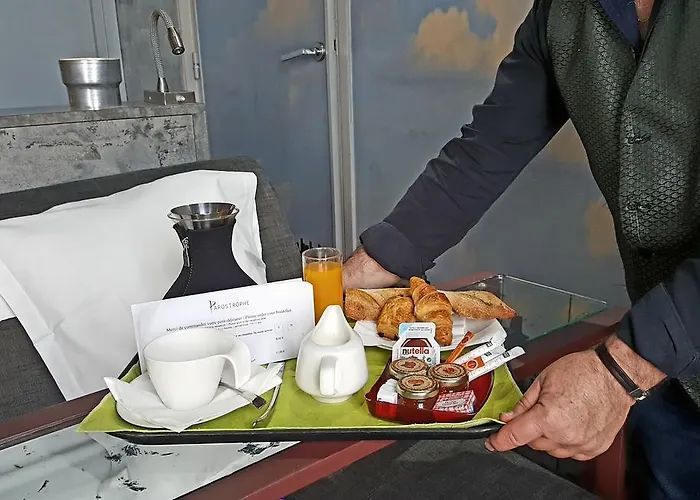 아포스트로피 호텔 3*