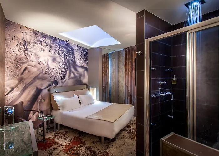 アポストロフ オテル 3*