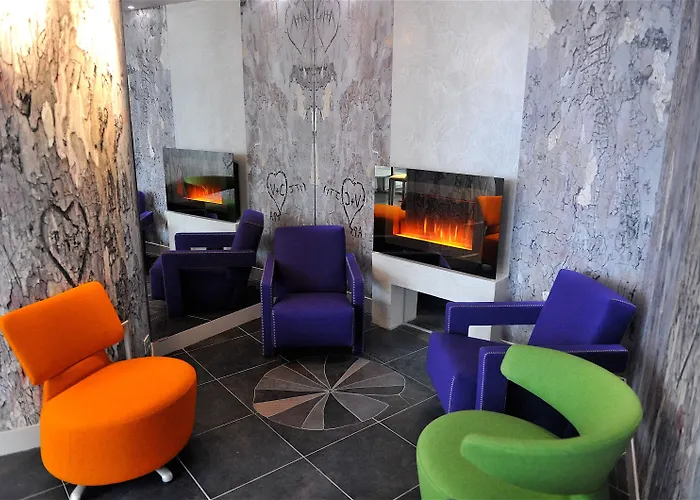 ホテル アポストロフ オテル 3*