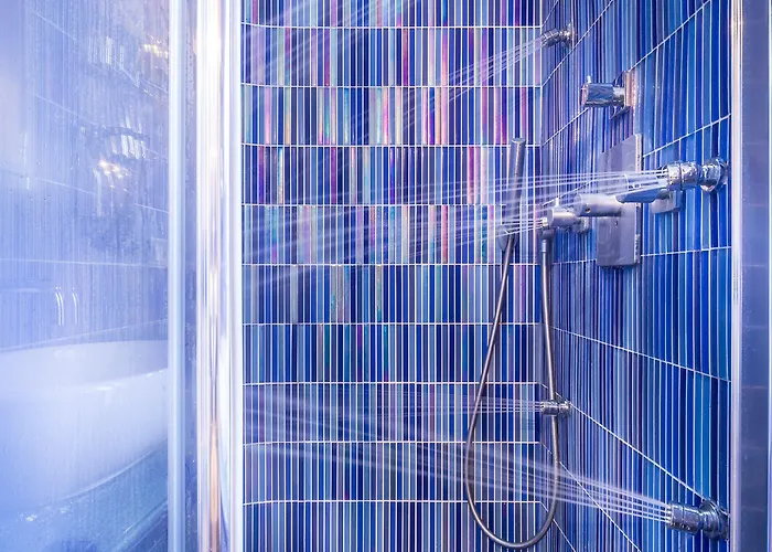 アポストロフ オテル